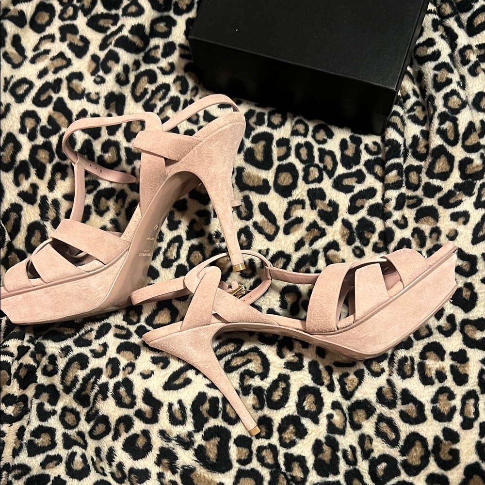 Saint Laurent Blush Tribute Heels - Picture 6 of 12
